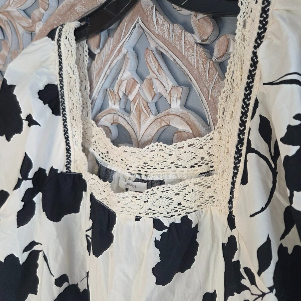Maurices black cream floral square neck crochet trim peasant top 100% cotton XL - Picture 4 of 7